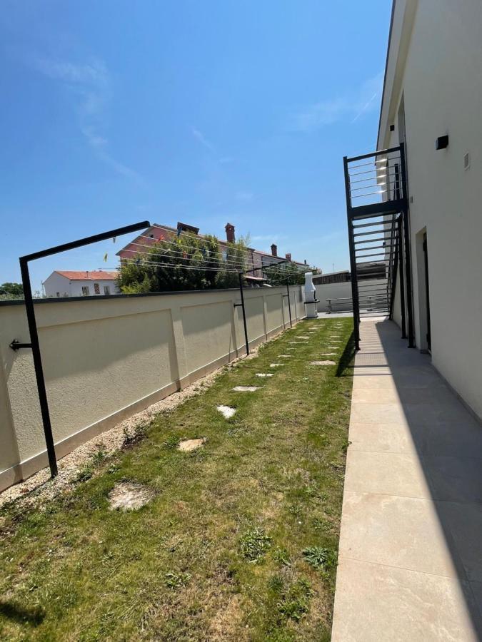 Vila Softic Azra Umago Esterno foto