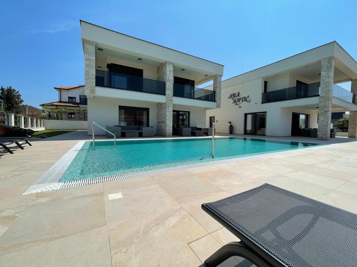 Vila Softic Azra Umago Esterno foto