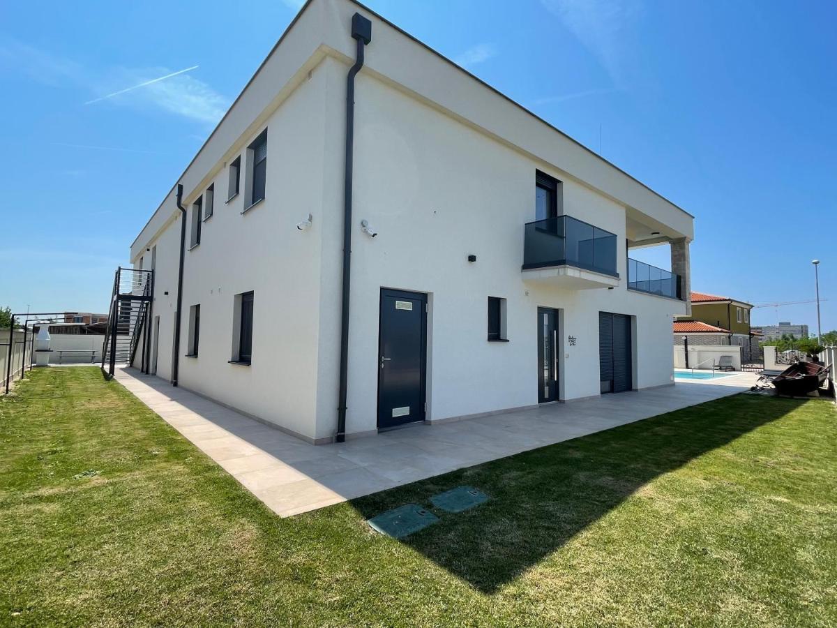 Vila Softic Azra Umago Esterno foto